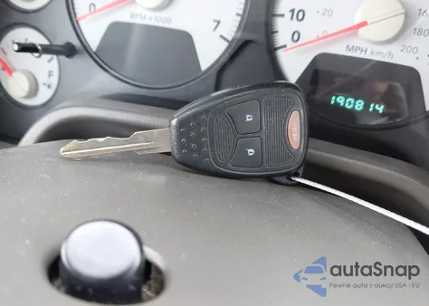 2008 Dodge Ram 1500 St/Sxt from USA, damaged, VIN 1D7HA18N08S620746